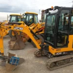 Miniexcavadora JCB 19C-1 (2021) – 1,8 t – Equipamiento completo