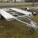 Remolque portacoches LIDER – PTA 2 700 kg